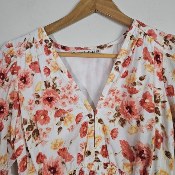 Abercrombie & Fitch Women's Floral Top XXS Smocked Romantic Soft Girl Spring - Picture 3 of 12